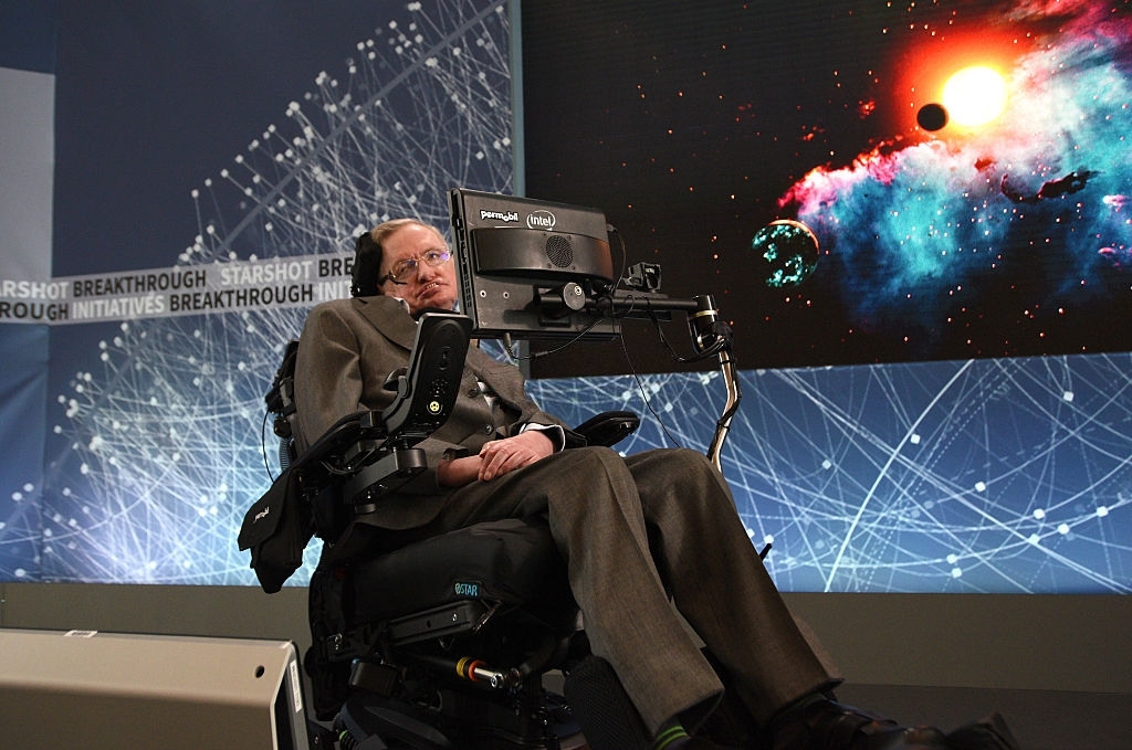 What is Stephen Hawking's IQ? The man with 6 Great Scientific Studies